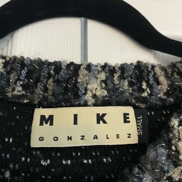 #sweater - Picture 3 of 3